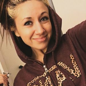 Meet your Posher, Alexis